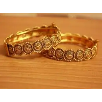 Nice White gold Bangle